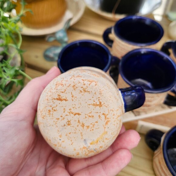 RARE Vintage Handmade black widow spider ceramic espresso mugs, set of 6 - Picture 7 of 13